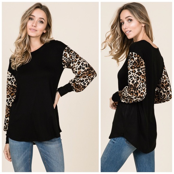 ❤️LAST 1! Animal Print Contrast  Tunic! - Picture 5 of 6